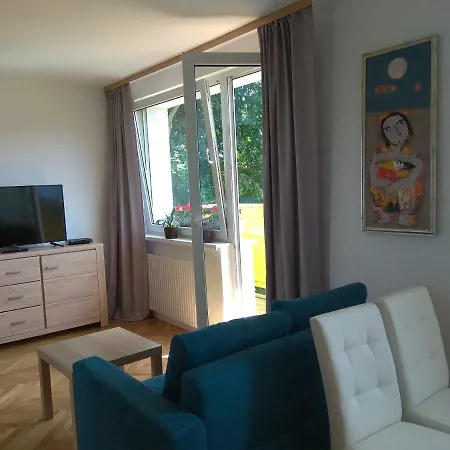 Pokorniewskiego Apartment *